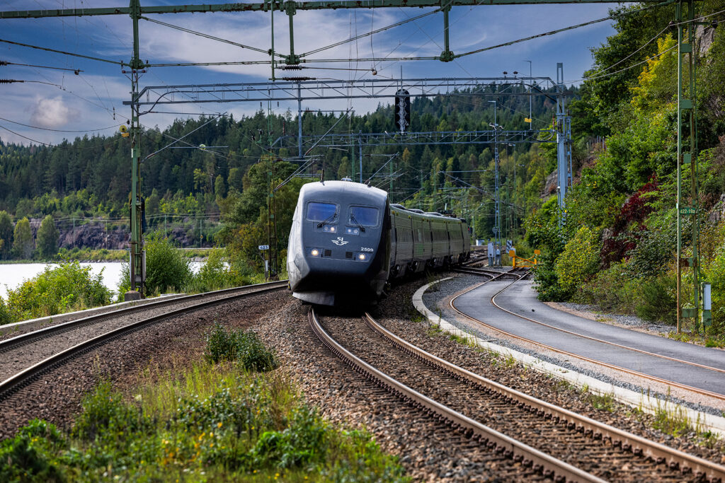 Tåg på dubbelspår